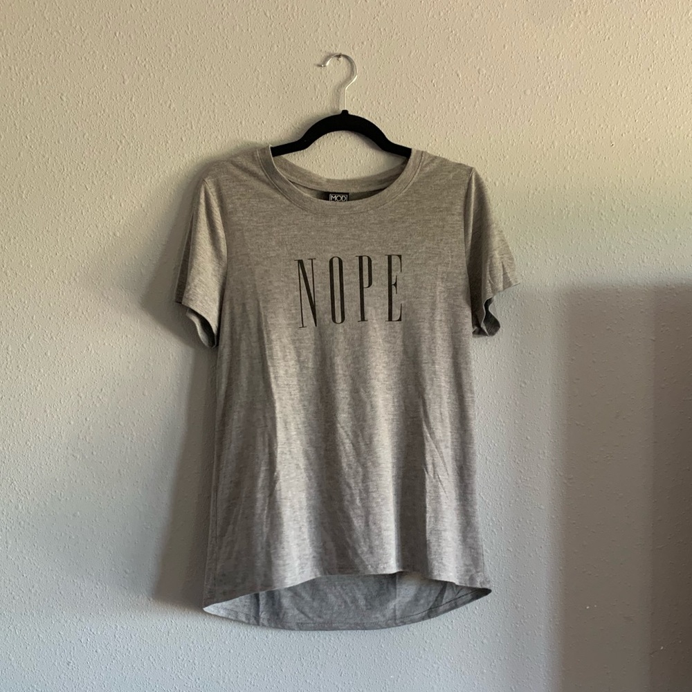 graphic tee